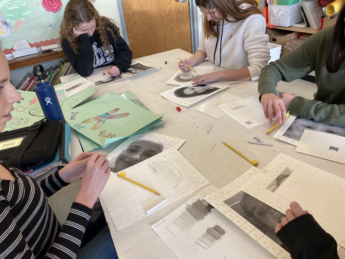 MsARTicoffTFMS's tweet photo. 7th graders are focused and working so hard on their portraits! #impressiveprogress #chuckclosegridding #middleschoolart #arteducation #blendingsticks #viewfinder #kneadederasers #tfspantherpride https://t.co/NQrhNin5zC
