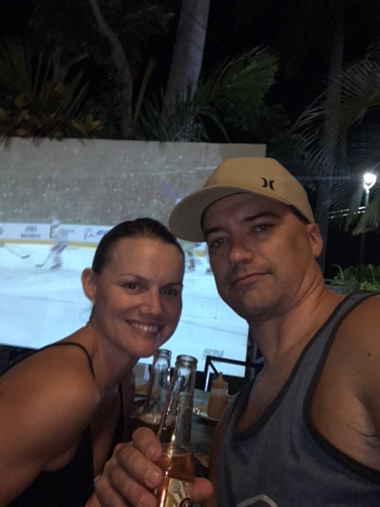 VandemarkTyler's tweet photo. Ready for the BOA in Huatulco, México. @EdmontonOilers #battleofalberta #tkachuksucks #turtle https://t.co/YVRi9VGMua
