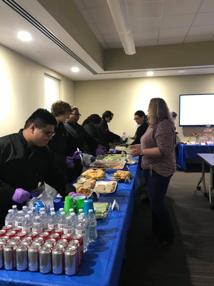 LPSharpEdu's tweet photo. Thank you to our incredible Culinary IV students, Mrs. Hoth, and Ms. Alcantar from JHS and DCHS for catering our Community Leadership Academy!  Way to showcase your passion and talent! @CUSD300 @JacobsHighS @DundeeCrownHS https://t.co/SIEqGeDfbh
