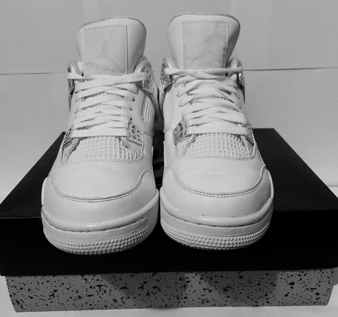 2ho3holic's tweet photo. Jordan 4 Retro Pure Money 
Size: 10 w/ box
Condition: 7/10
Price: $130
Negotiable https://t.co/QWB55ITlXh