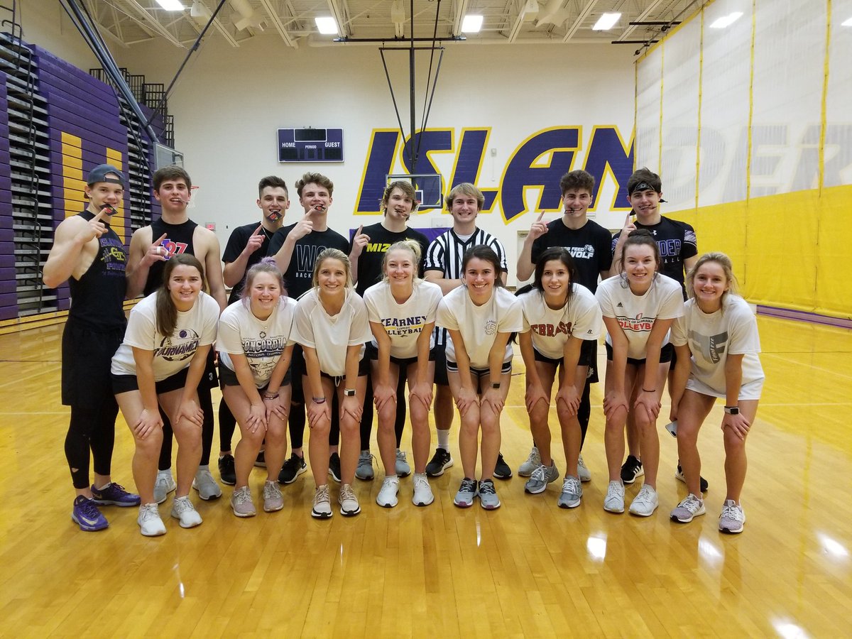GishActivities's tweet photo. Great night of fun.  Thanks for participating in the National Honors Society Dodgeball Tournament. @GishActivities https://t.co/B0PGcLgMMZ