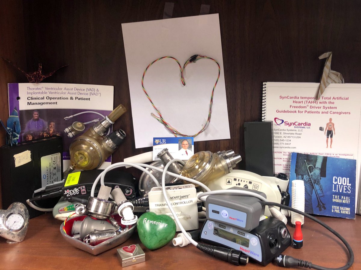 chrissiecheyne's tweet photo. Took a break from packing #vad stuff 4 #734->434 flip. #vadmontage #cantfindtah, #vadcoordinators @URMed_AHF #lcgifts 😂@AbbottCardio @VADCoordinator https://t.co/3XkwyqM5j8