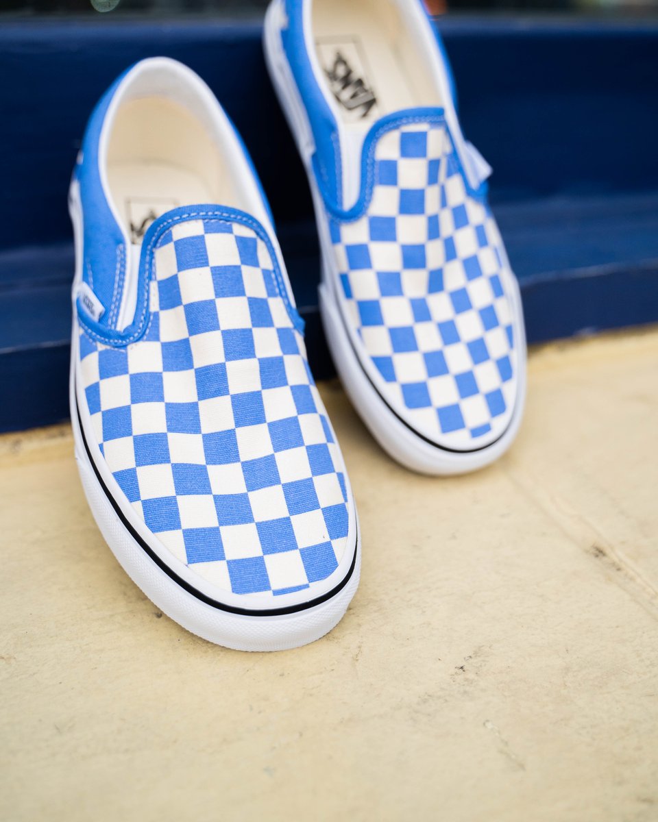 ultramarine vans slip on