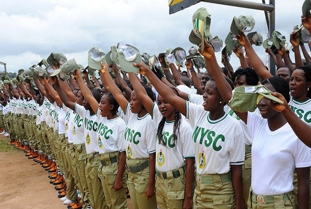 InsideOjodu's tweet photo. The Federal Government has approved the payment of N33,000 as monthly allowance for members of the National Youth Service Corps (NYSC). #CorpsMembers #NYSC #NYSCAllowance https://t.co/cfY0BhlWs1 https://t.co/8wcjDGXYy4