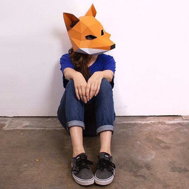 LA_Paperart's tweet photo. “If you want your story to end happy, try being niser.” #georgesaundersquote 
#favoritebooks 
#fox #foxmask #lapastudios #papermask #lowpoly #mask #foxcostume #diy #papercraft #prosthetics #3d #origami #foxwisdom #foxylady https://t.co/PY12eeFdfF https://t.co/1F5rEFedBO