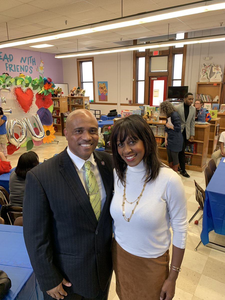 MooreShadrich's tweet photo. Thank you SCS Board member Michelle McKissack for your dedication to our students, faculty and staff. https://t.co/qkaHEtOjn9