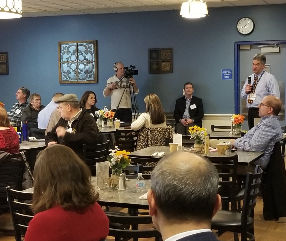 AssabetSuper's tweet photo. This evening Assabet was proud to host the @MASCSchoolComm Division VIII School Safety and Security Workshop! Special Agent LeBlanc of @FBIBoston, Principal Hollick along with SRO Officer King presented to the group.
#AssabetDoMore @MarlboroughMaPD #Partnerships #SchoolSafety https://t.co/YOVxw3E42C