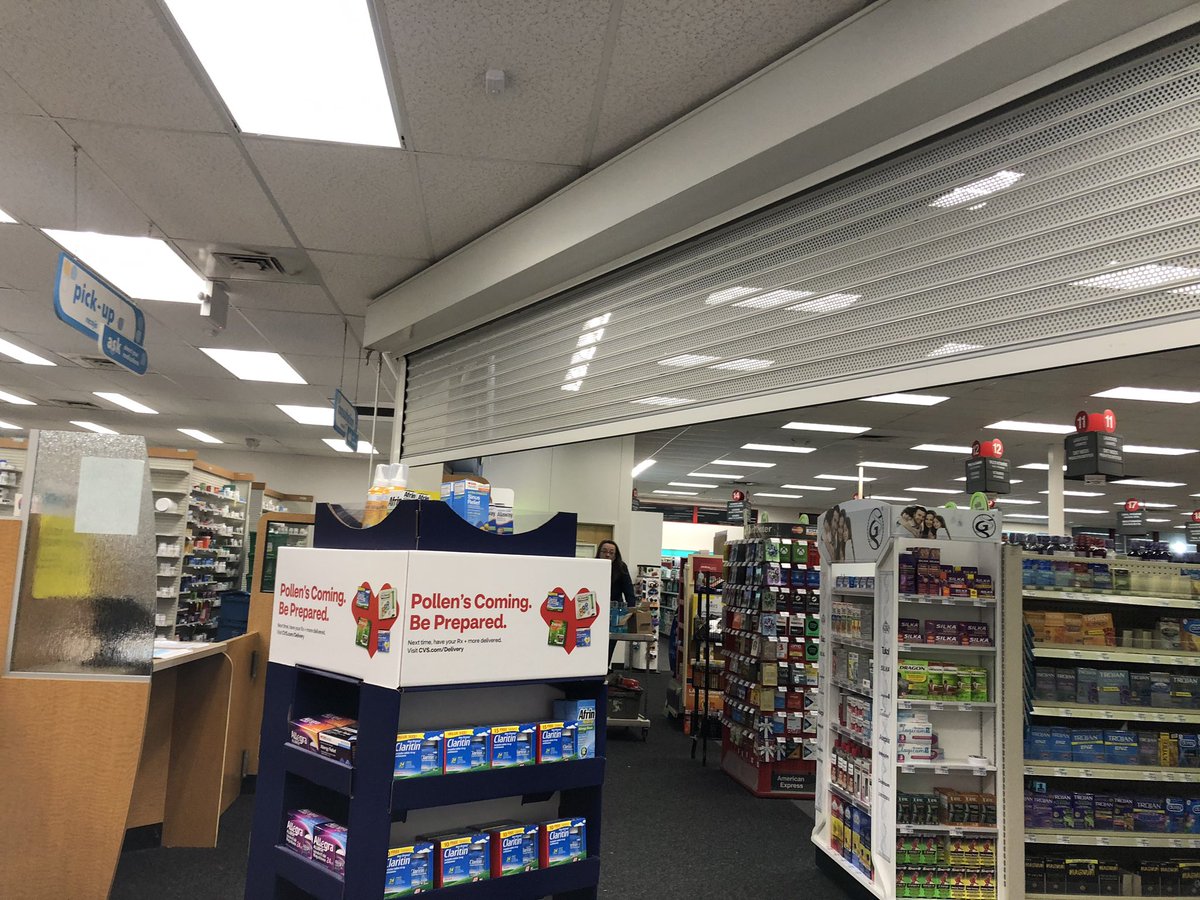 RepWalle's tweet photo. .@cvspharmacy Aldine Mail Route was about close for the night. Doors literally rolling down. Begged pharmacist Chuck that we had kid sick at home with flu & strep. S/O to Chuck for filling Mandito’s prescriptions after closing time. #txlege #WalleUnit https://t.co/3jgG7NayJu
