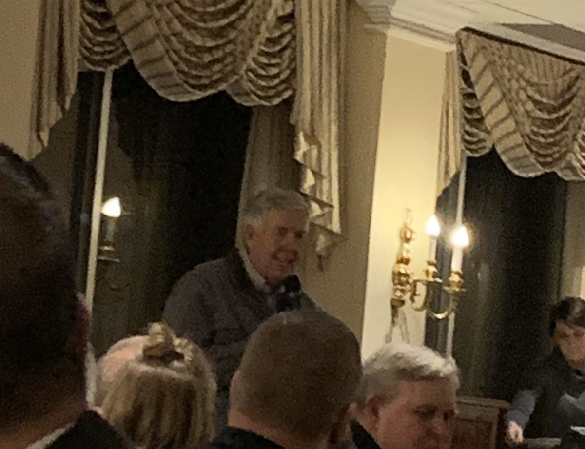 It was great to spend the evening with <a href="/MissouriCorn/">Missouri Corn</a> farmers from across the state in support of @GovParsonMO. MO farmers are lucky to have a farmer in the highest office!