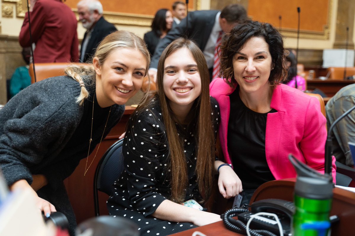 Suzanne Harrison tweet media