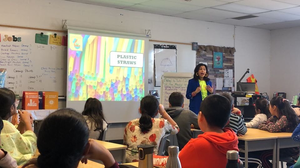 KehkashanBasu's tweet photo. #GreenHope in Ontario, Canada !
Delighted to conduct a workshop for the wonderful students of EF Public School on #localisingtheSDGs! They pledged to take ground level action to protect the planet!
#Education4SustainableDevelopment is essential 4 achieving a #sustainablefuture! https://t.co/WkOLR65z5r