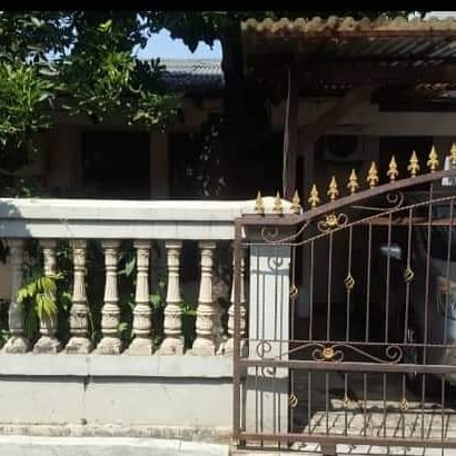 herman_property's tweet photo. DIJUAL RUMAH YANG PASTI BEBAS BANJIR .
JUAL CEPAT LOKASI DI KOMPLEK KODAU V AMBARAPURA RAWABOGO.JATIMEKAR BEKASI.
LT: 150M2 .LB:89M HARGA 1 M .(NEGO) 3KMR TIDUR ,2 KMR MANDI .DAPUR ,R.TAMU .R. TENGAH GARASI  DAN DAPUR  SHM

Info herman 
081289550571
#property #properti https://t.co/8Ke80FqlVq