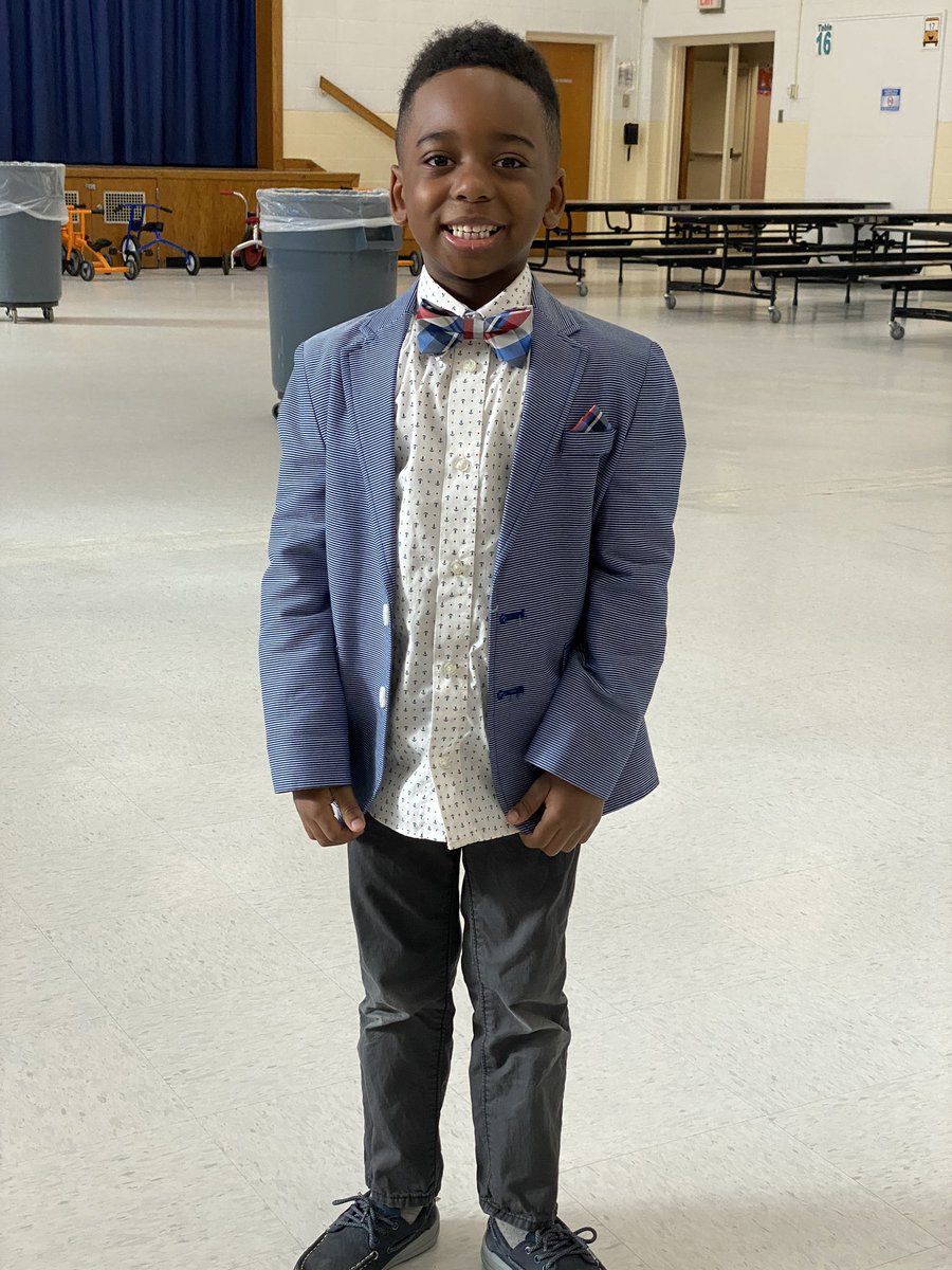 Today, this cutie told me he “Dressed for Success” as Mr. Molinelli, our inspiring principal @JqaPrimary. ❤️Loved seeing all their creative career outfits they wore today. #BeetheDifference #dpsdny