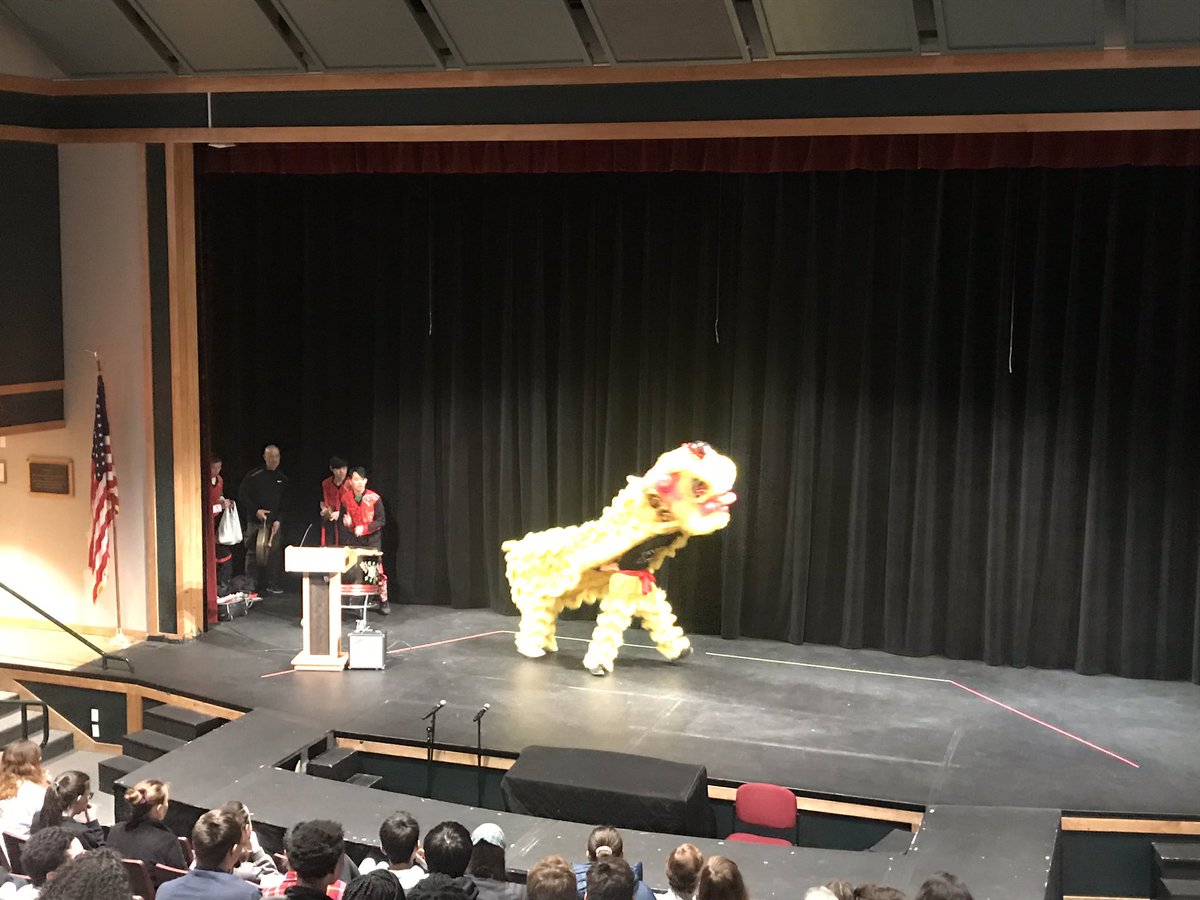 bmsdiversity's tweet photo. Such a wonderful week at @brimmerandmay celebrating #LunarNewYear2020 with our amazingly diverse and international community! #YearoftheRat2020 https://t.co/qIvYweZlxC