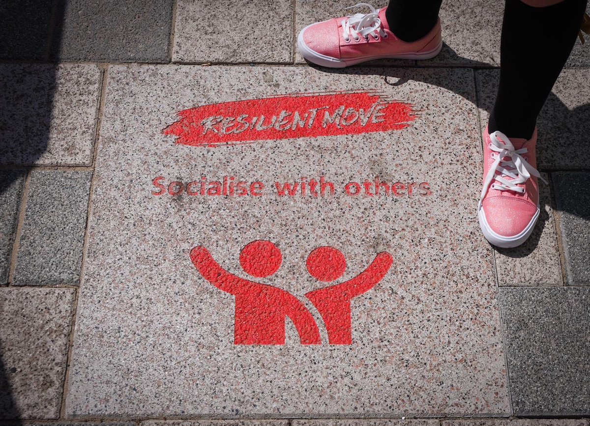 BlackpoolCopro's tweet image. This week’s #MoveOfTheWeek frm the #ResiliencePathway is ‘Make friends and mix with other people’

Read this week’s blog by Rochelle, who shares how she has met &amp;amp; mixed with lots of interesting people by joining a board gaming group ♟🎲 resiliencepathway.co.uk/make-friends-a…