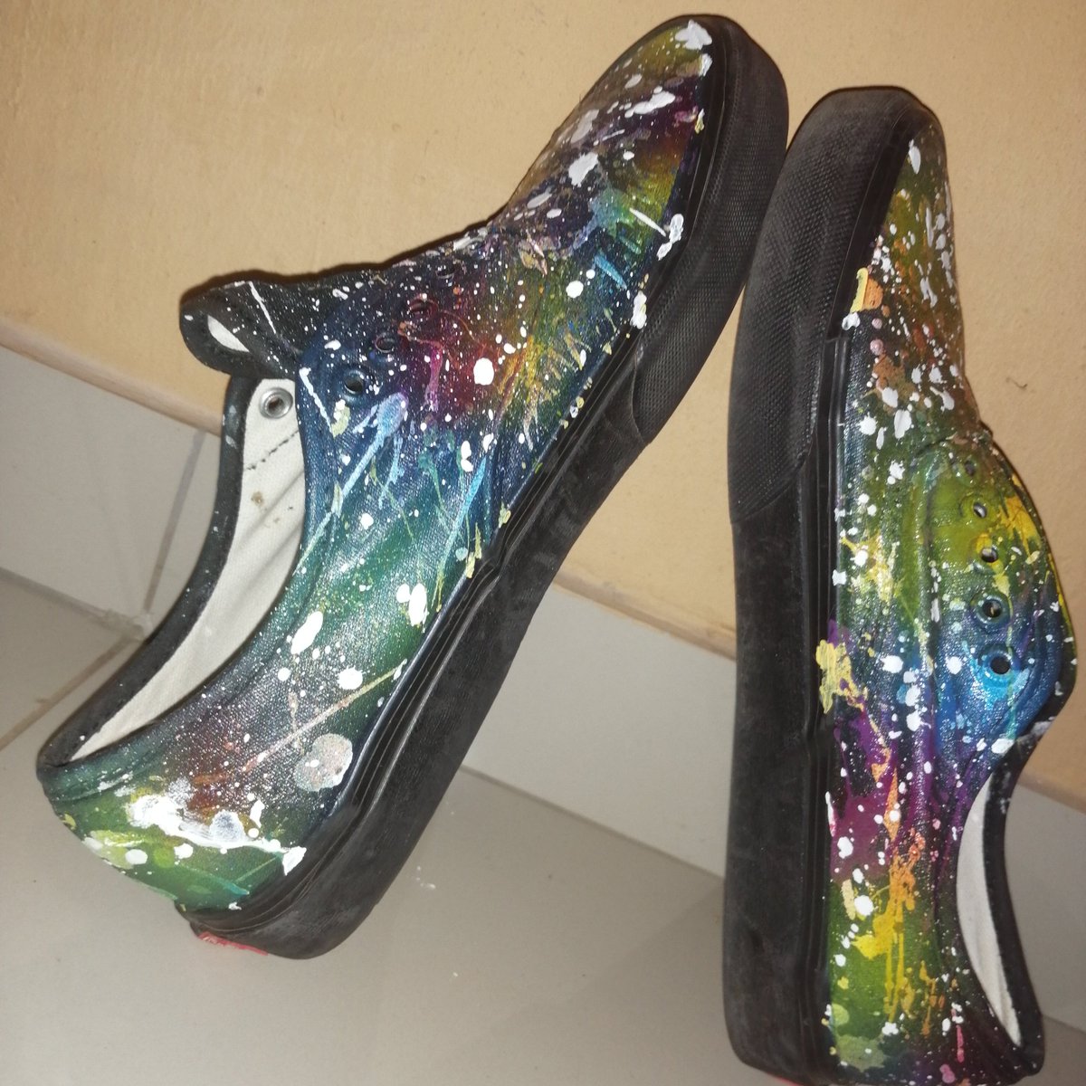 tesotobaka's tweet image. #painting #shoepainting #capcustomization #tesoarts