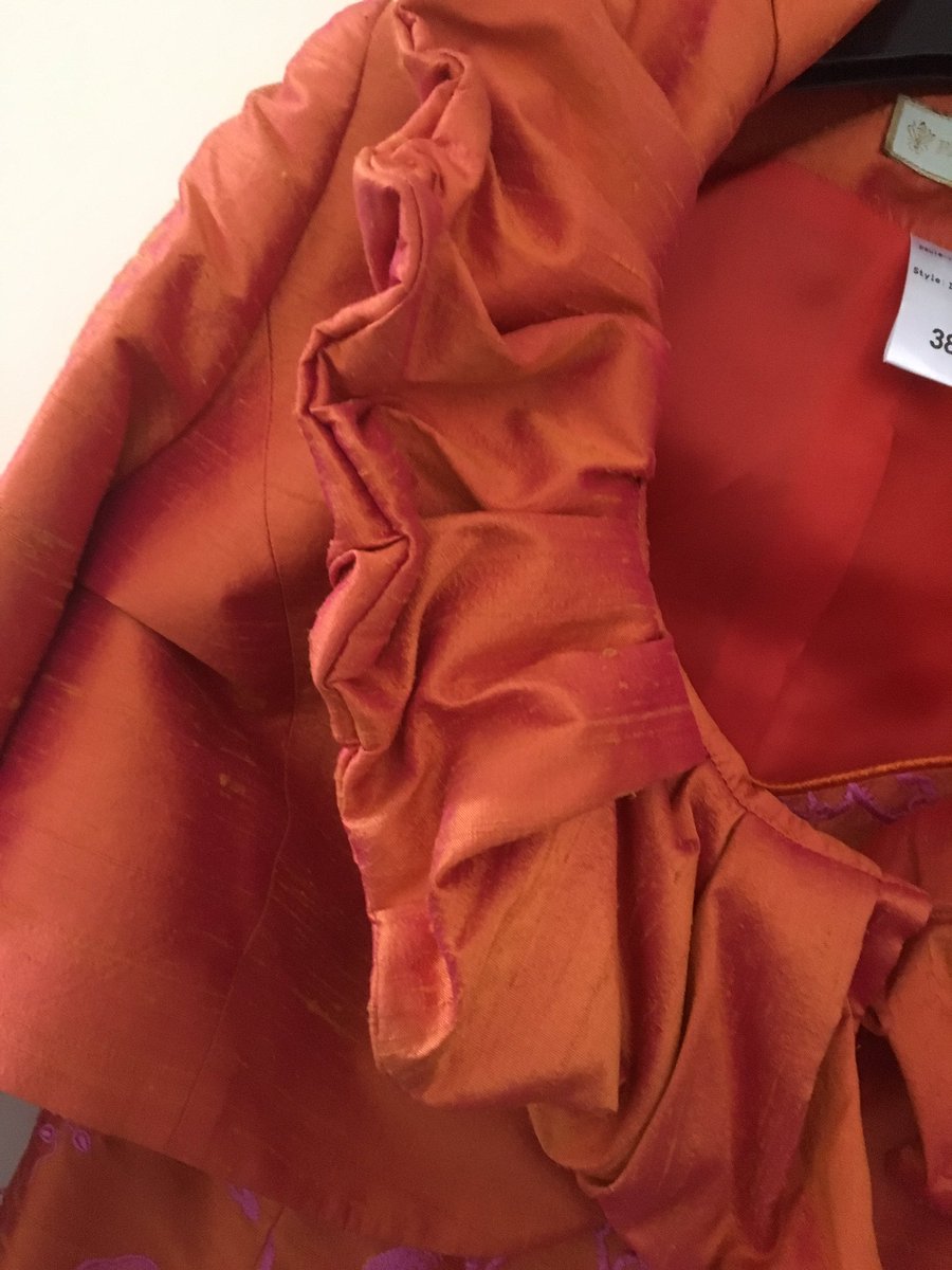 All singing &amp; all dancing... this lovely #silk wired ruffle collar detail on this jacket. Collar up ... or down or wear at an Asymmetrical angle. 
#styleinspo #bloggerstyle #weddinginspiration #fashiondesign #ThursdayThoughts