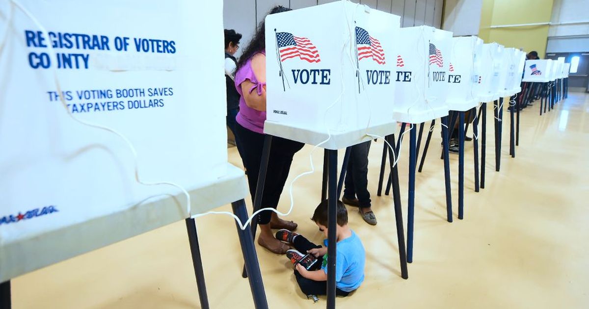 MSocMed's tweet photo. Twitter finally rolls out its election disinformation reporting tool to U.S. users https://t.co/Chv8h4LoTU https://t.co/pi4xBSzONj
