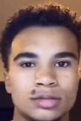 iceCfsa's tweet photo. When you eating ass and get some doodoo on yo lip..😖 @chasechunn https://t.co/PMapJ9DBT8