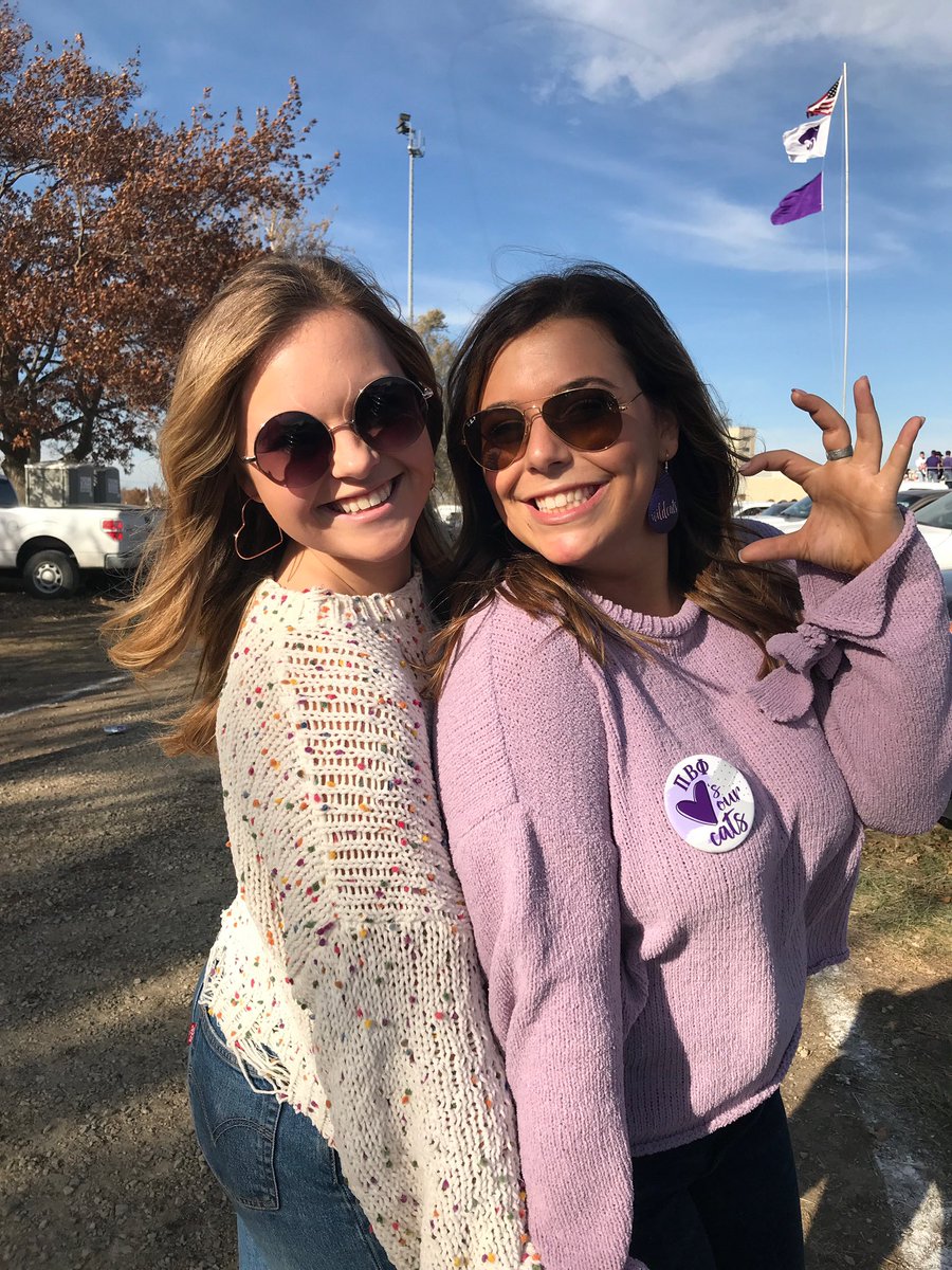 Happy #WingItWednesday @ksbetapiphi