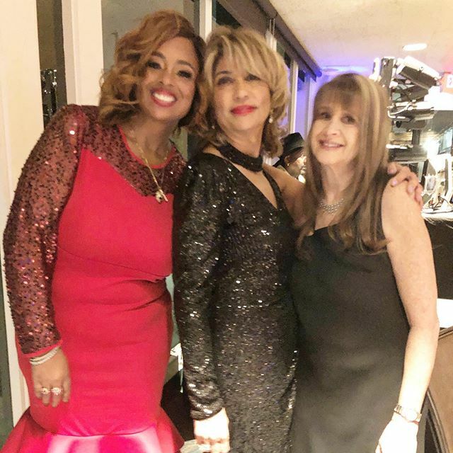 Board_Diversity's tweet photo. RT @egorhythm: And the Board has been installed! Great fun with @asktaunee and her crew celebrating who’s in charge next year! #beverlyhillsrealtors #board #lasyboss #womenonboard #celebration #marinadelrey #yachtclub #boardinstallation #beatechelette #w… https://t.co/yB55M1yGZ8