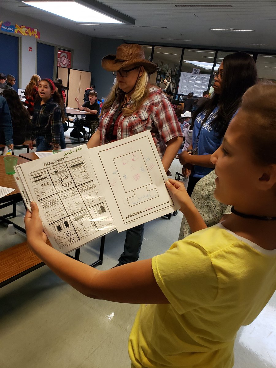 BrooksideSTEAM1's tweet photo. Thanks for putting together our awesome 100th day math celebration today @RoppeltDebra! #bullfrogpride #makingleaps @Beaumont_SD @tdav8 @mgriffin_bmt @keels_chauna @Ali_Shrive https://t.co/eSogsn38Bz