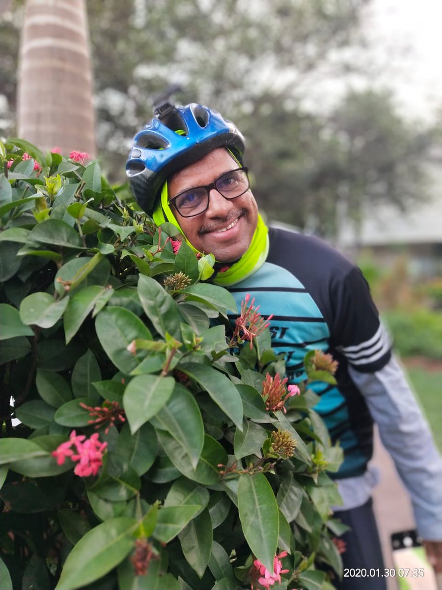pedalandtring's tweet photo. Live Green🌱
L💚ve Green
Be Green🚴♂
We are just mankind...without the earth🌏 we are nothing.
#cyclingforclimate #50by30
@UNEP @SDGoals @WHO @wef @pcraindia @CPCB_OFFICIAL @GretaThunberg @anandmahindra @muruganabhiarya @BYCS_org @deespeak @EuCyclistsFed @Alex_Verbeek @UN https://t.co/VGxrM2iCKx