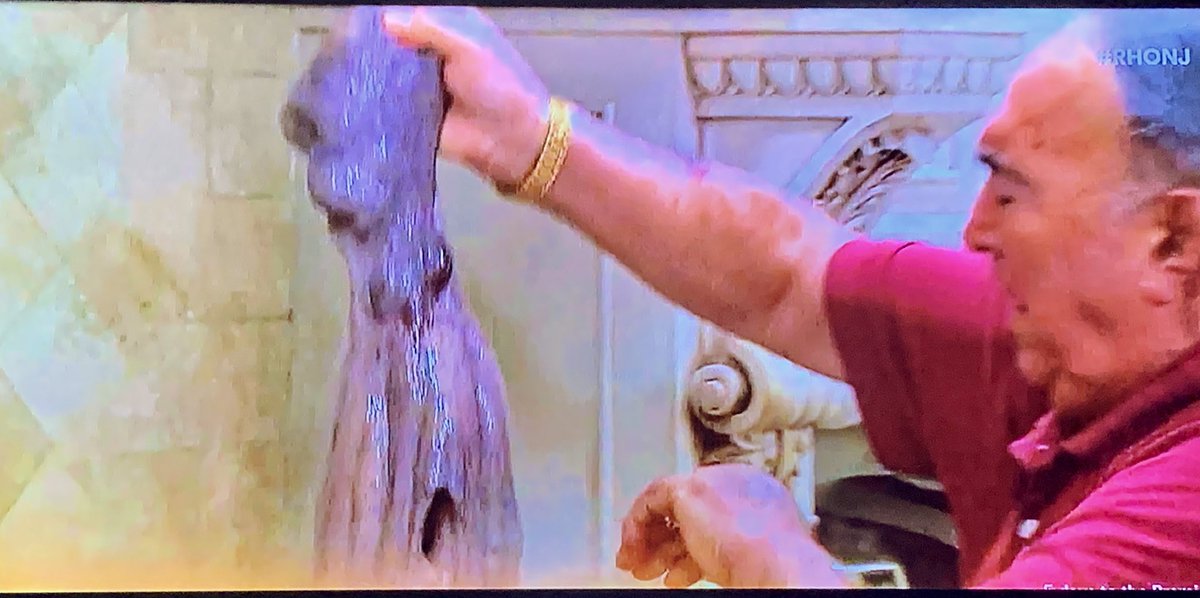 6am time to cook the Kraken #RHONJ