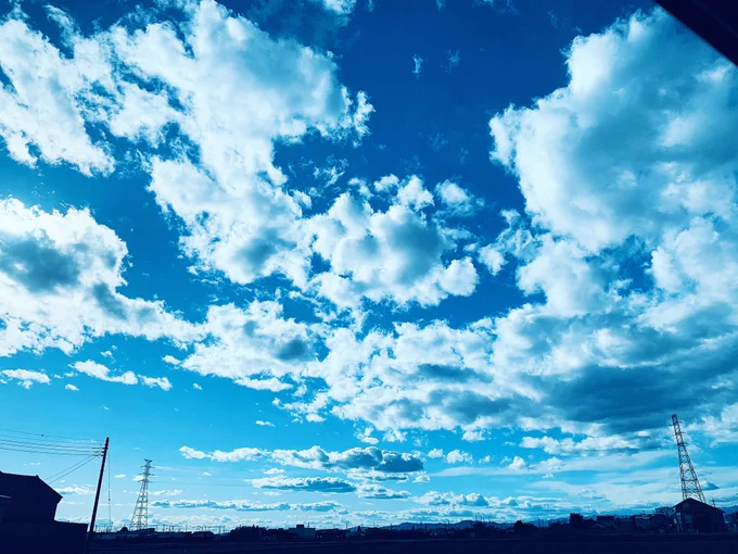 今日の雲すごい 