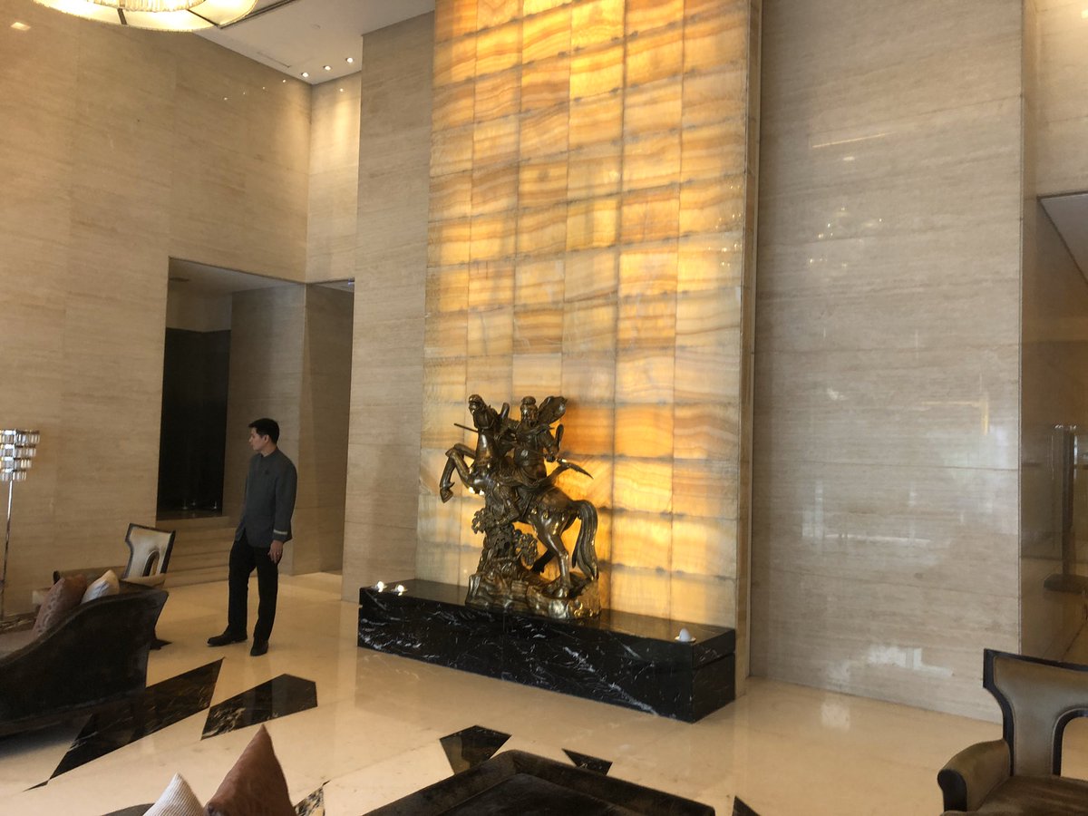 nsmale's tweet photo. Was lucky enough to stay at @JoyNostalgMNL thanks to a bonus offer from @All (@AccorhotelsAPAC rewards club). They treated me like a king rather than scum for using a voucher - it makes me want to stay again. This is how rewards should work but so many get it wrong. Thank you! https://t.co/ooktp9Ehr8