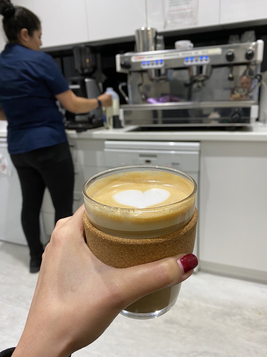 kimongdotcom's tweet photo. @KeepCup FTW as a topic of conversation for #sustainability #melbbiz4impact 👌🏻 https://t.co/da9oA6YzXH