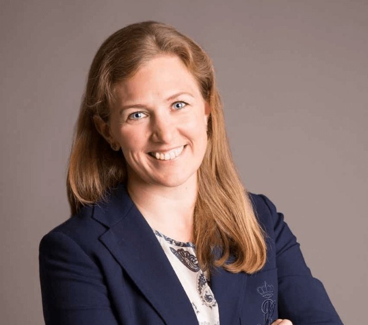 Kun #osaamisvaje on kylmä tosiasia ja #koulutushaaste on edessäsi, niin osaatko johtaa itseäsi niin, että tilanne korjaantuu? <a href="/Workgoeshappy/">Work goes happy International</a>-podcastissa vieraanani tällä viikolla <a href="/Eilakaisla/">Eilakaisla</a>'n TJ <a href="/ErikaEhrnrooth/">Erika Ehrnrooth</a>:  bit.ly/SOPRA200127