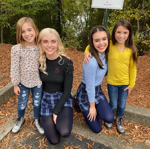 Simran2402's tweet photo. ~ ๐ #Season2 ๐ ~ #Season2 #JosieSaltzman #JosieSaltzmanJunior #LizzieSaltzman #LizzieSaltzmanJunior #Legacies #TVD #TO #newSpinOff #new @cwlegacies @BryantmKaylee @JennyLBoyd22 #LilyRoseSmith #TierneySmith #bts #new ๐๐ซ๐๐๐๐๐๐
๐ต๐โจ๐บ๐๐ด๐ซ๐๐ช๐ซ๐ฃ๐ญ๐ช๐๐ฅ๐ฌ๐ฅ๐ท๐๐ https://t.co/aG1702WYoB
