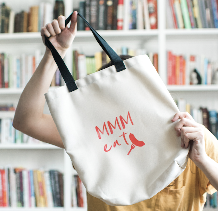 somedayilllearn's tweet photo. These grocery tote bags from @OfficialCricut help food insecure and homeless people transport their food bank groceries ❤️️🤗#cricutcause #ad 
https://t.co/c72ys0NXOX https://t.co/kgsCOVmUC8