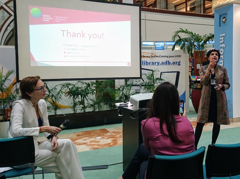 adbevaluation's tweet photo. It's ok to get everyone upset as long as you're equal opportunity about it. Project-level data is crucial, good #evaluation is dependent on good data. Need to build up measurement systems, get staff involved. - @Jo_Puri, @GCF_Eval responding to Q&amp;A at #InsightThursday https://t.co/QTYu2rxvUS