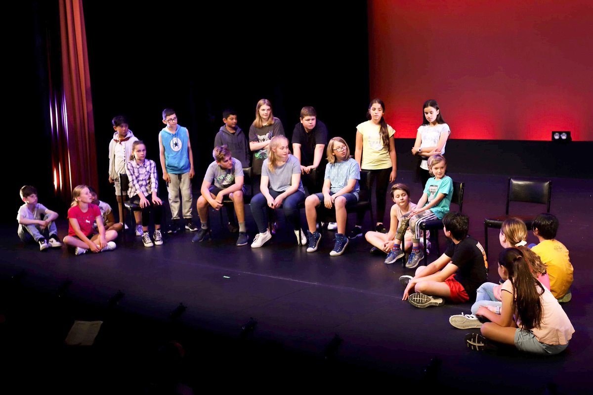 ATAacting's tweet image. Some stills from the ATA 2019 Junior Showcase 🎬🎭 #actingclasses #Melbourne #ballarat #buninyong #actor #stage #screen #film #Television #theatre #actingclass #dramaclass 🎥