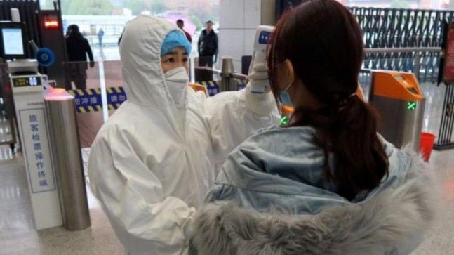 wallet_wing's tweet photo. #CoronavirusOutbreak : India among 30 nations at 'high risk' as toll in China continues to rise.
Please take necessary precautions and be safe 🙏🙏
 
Read more @ https://t.co/UxDdOg6pET

#coronaravirus @IndiaToday https://t.co/ztCZkIByiG