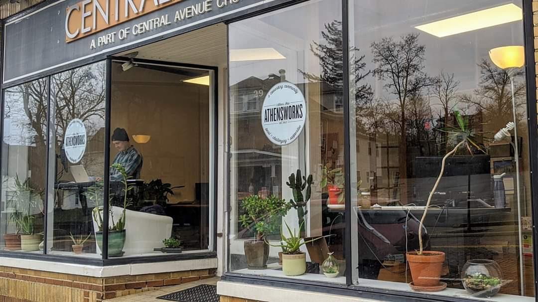 Athensworks's tweet photo. Psssst! Free Friday this week!! 😲

Check us out, January 31, 9am to 5pm, have a coffee, bring your computer, get some work done, and have a chat with some of our members. Hope to see you here!
https://t.co/T2yHBN9i6p https://t.co/azp7cDbwiG