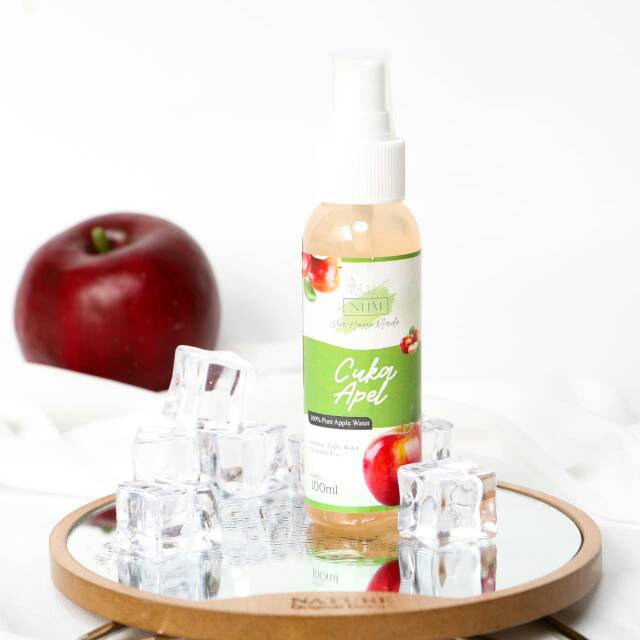 htiffuny's tweet photo. Toner muka dengan bahan alami
*Rose water
*lemon Water
*cuka apel https://t.co/i1cqg2KO1V