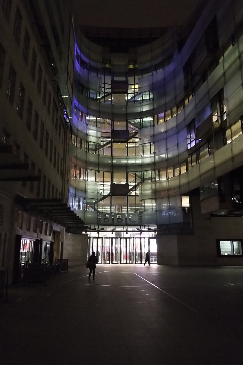 Heading to <a href="/BBCNews/">BBC News (UK)</a> for an early morning chat about household energy, fuel poverty, and the public health response to climate change with @bbcr4today

New research out today suggests cutting transport and building emissions could save UK £3.7b per year from improved public health