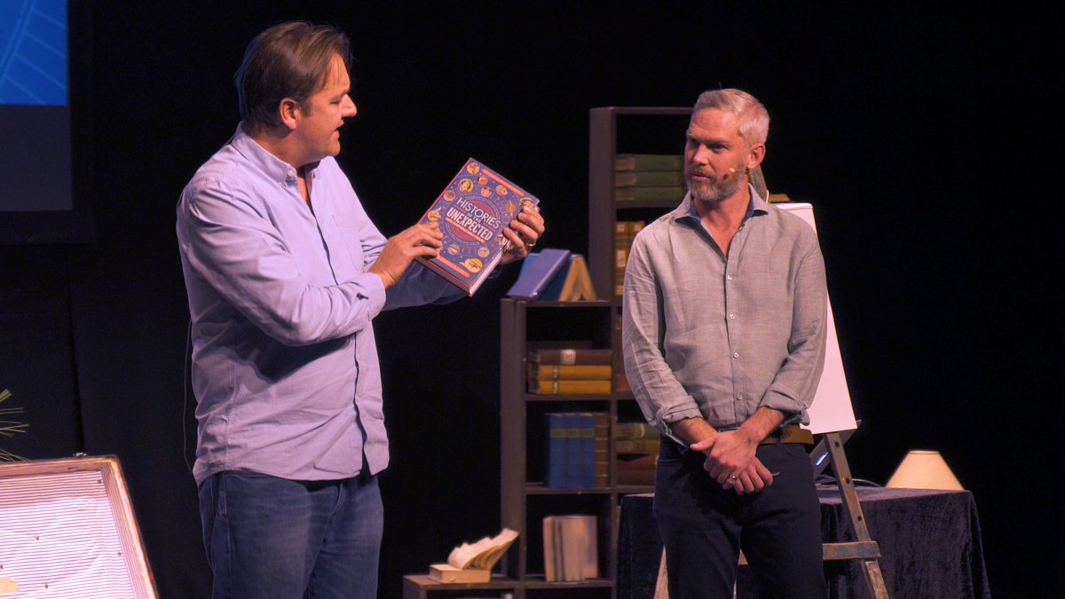 St_Marylebone_'s tweet image. Join us &amp;amp; historians @DrSamWillis &amp;amp; @JamesDaybell for an original multi-period show that demonstrates how everything has a history &amp;amp; how those histories link together in unexpected ways!

Thurs 12 March 7.30pm at St Marylebone Parish Church, bar open from 6.30pm

@UnexpectedPod