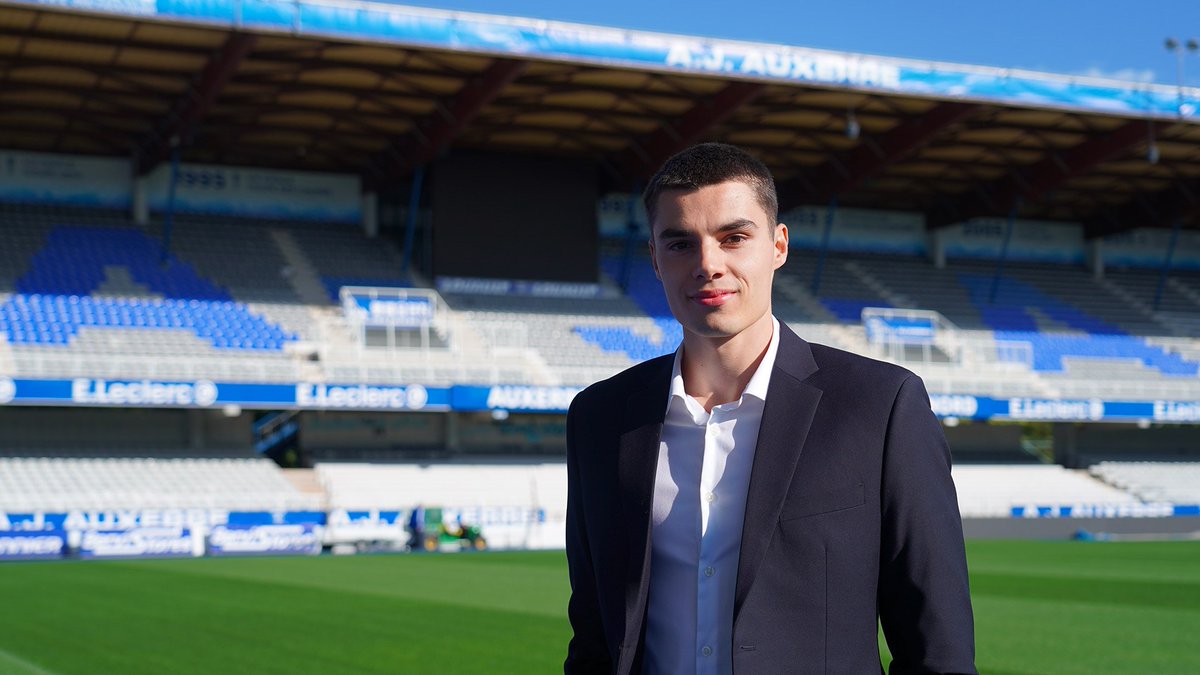 Master2MSP's tweet photo. 👨‍🎓 À la rencontre de @DeloffeGaetan - Étudiant en @Master2MMSSP 

Son profil 👇
https://t.co/wi4l07MaQD https://t.co/LWin8BTqeD