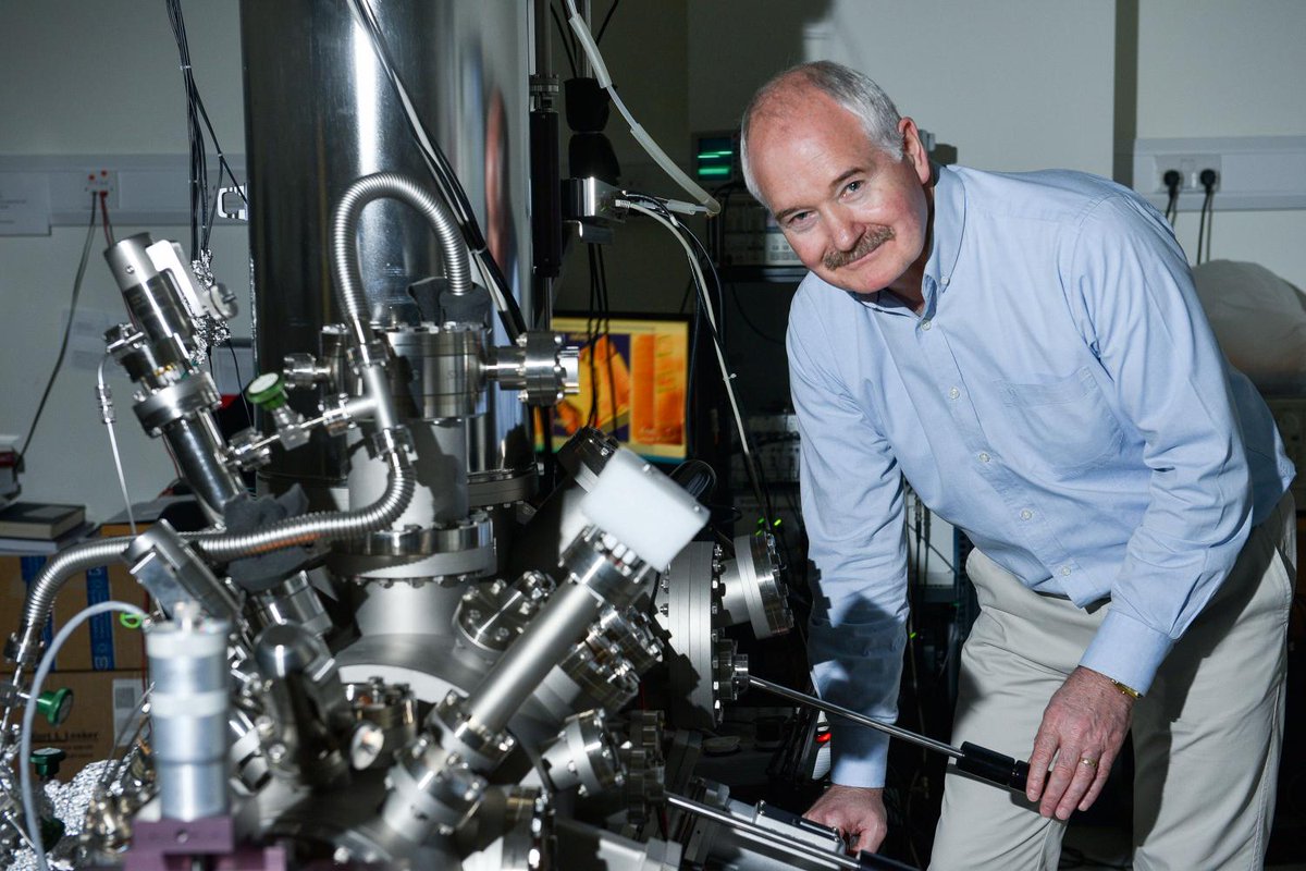 Warmest congratulations to Trinity's Professor John Boland who has been awarded an <a href="/ERC_Research/">European Research Council (ERC)</a> award for his pioneering work on #nanowire, a common material found in touch screen devices. Read more here: engineersjournal.ie/2020/01/29/amb… #TrinityResearch #InspiringGenerations