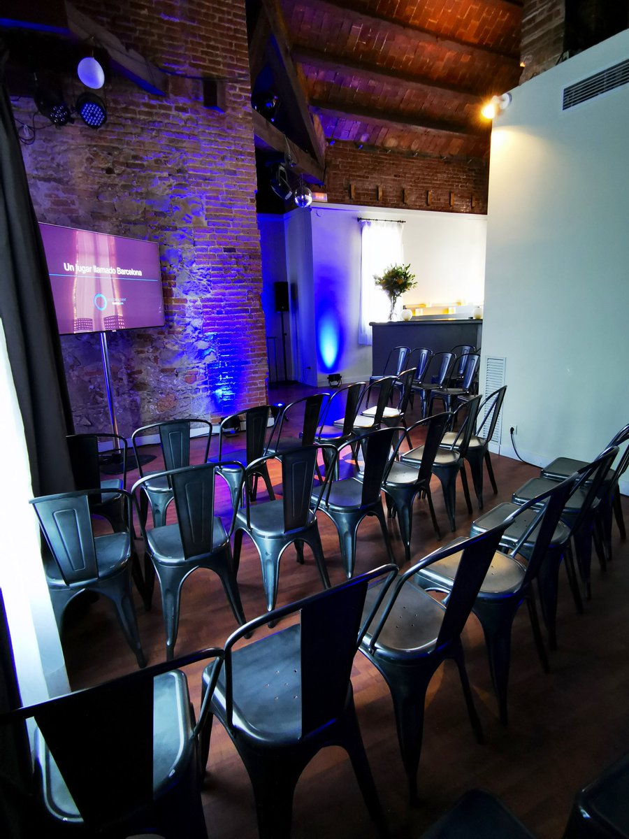 lostilos_bcn's tweet photo. En Los Tilos hemos tenido los meetings de @bookingcom ! Todo listo en la primera planta de la casa. 🏡 #Tilos #Barcelona #Pedralbes #Gaudi #Event #Booking #Meeting #Eventsbcn #Tilosbcn https://t.co/19P3vMG2g3