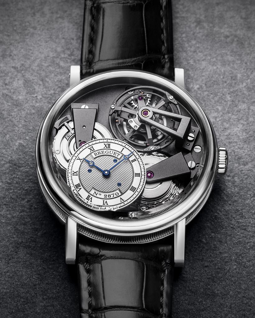 MontresBreguet's tweet photo. Breguet timepiece 7047 features a spectacular tourbillon mechanism coupled to a fusee-and-chain transmission.
#ref7047 #TraditionCollection #BreguetTourbillon https://t.co/rvAofOyedL