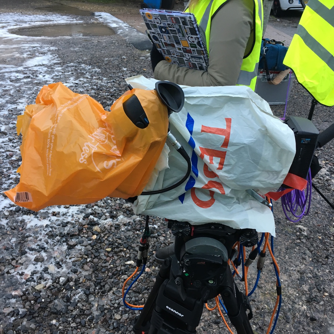 CMWillfilms's tweet photo. Winter is soon over! Yet not as cold compared to last year when filming with this awesome bunch!! It snowed so heavy, I had to cover the poor Alexa with carrier bags for the outdoor scenes!! Thank you @Tesco and @Sainsburys 🤣🤣
#plasticreuse #ecofilmmaking #coverthecamera https://t.co/It0SDklblN