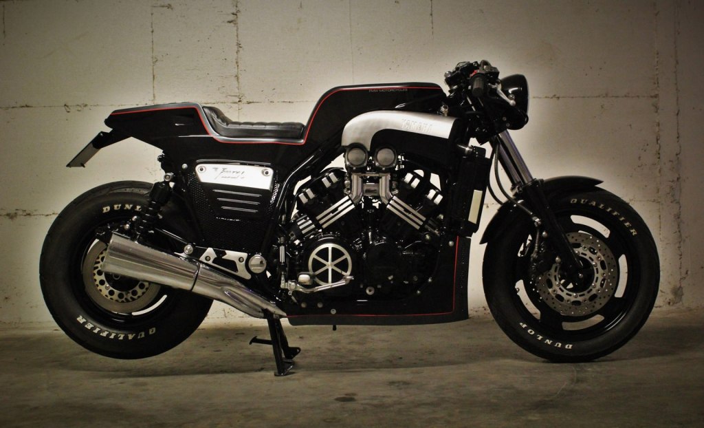 Kさん専用⭐️青島 YAMAHA V-MAX 1/12 カフェカスタム Amazon | 青島