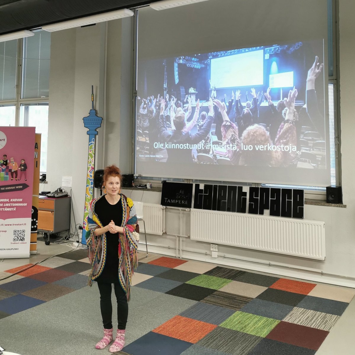 HannuHynonen's tweet photo. "Ole kiinnostunut ihmisistä, luo verkostoja."
Karoliina Laitinen https://t.co/lTuZ1qzQyf kiteytti oleellisen työnhakijoille. #TreStart https://t.co/6o6ik4xyMf