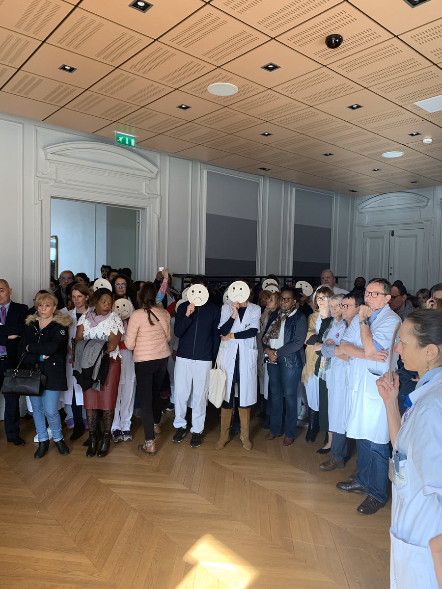 Collectif inter hôpitaux Sainte Périne tweet media