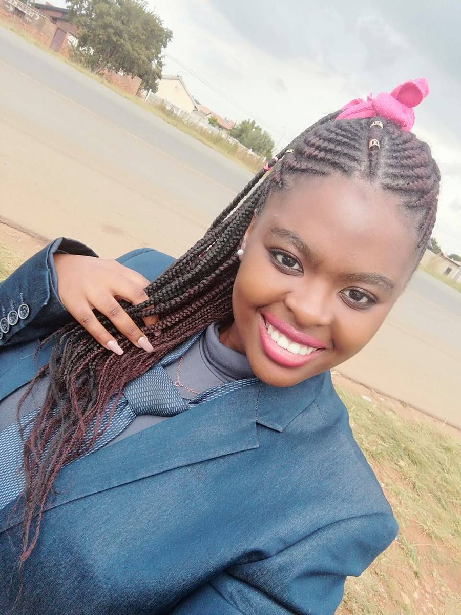 GirlCode_za's tweet image. #GirlCodeBlog: "My friend introduced me to a workshop held by Girlcode and even though I had no laptop, I enjoyed the session and fell in love with being a developer. " - @AngelinaMathuso girlcode.co.za/2020/01/29/gir…